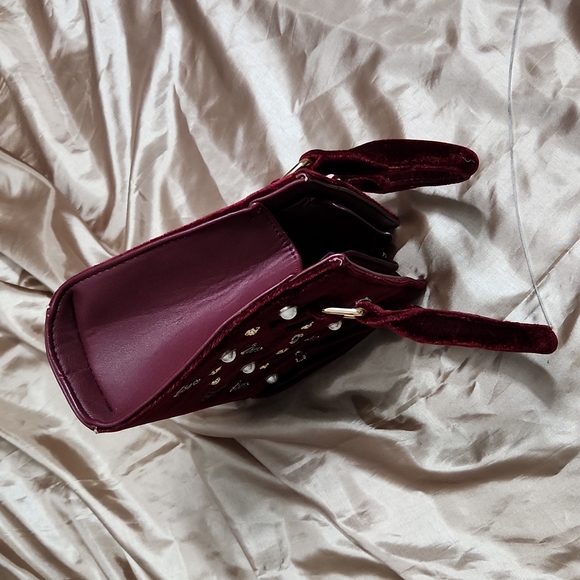 Velvet Bag Burgundy Red Call it Spring - Picture 11 of 12